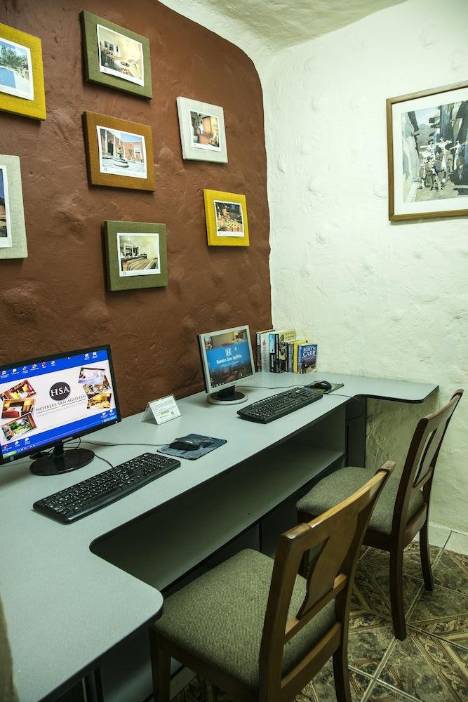 San Agustin Internacional Hotel